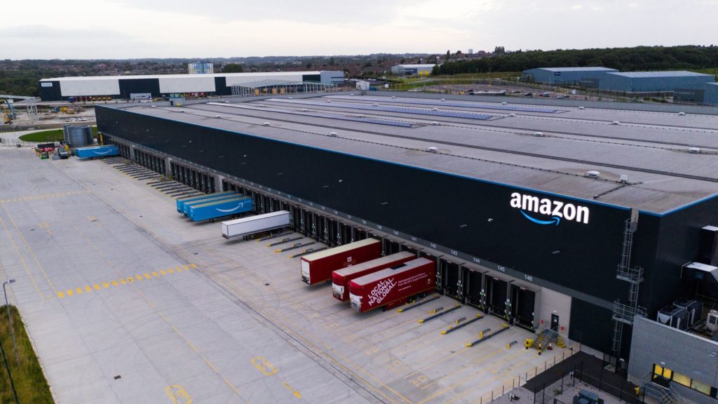 Featured image for “What is an Amazon Freight Forwarder?”