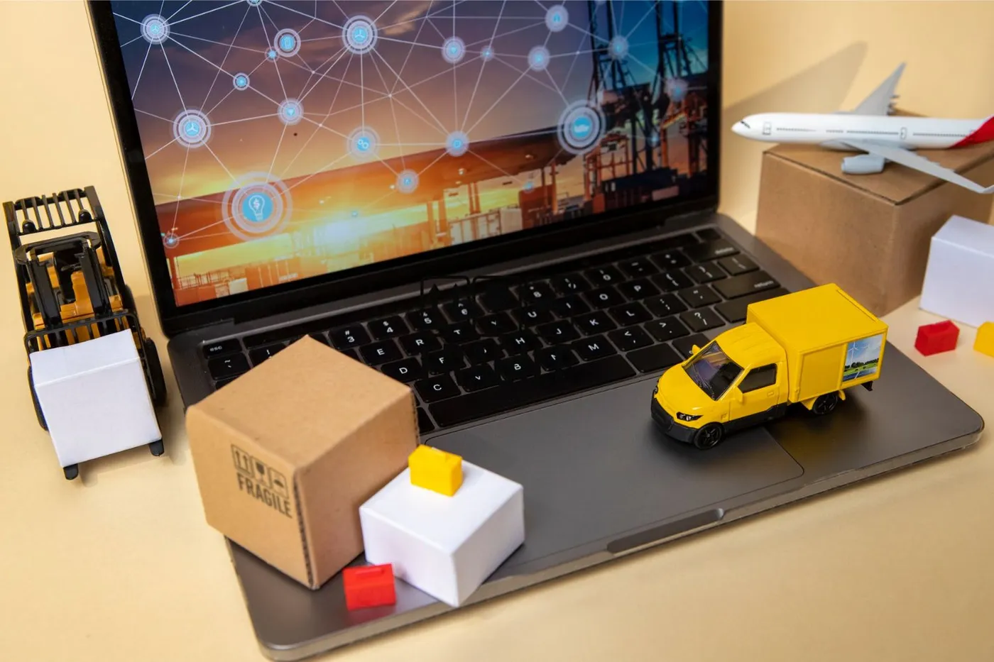 Featured image for “E-commerce Logistics Optimization: 4 Essential Ways”